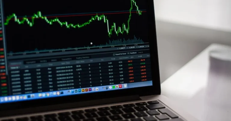 Top 5 मासिक Dividend Stocks 2025: हर महीने Cashflow की गारंटी!