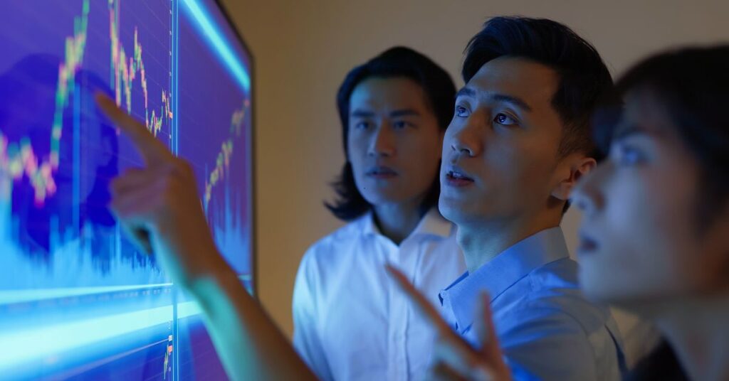 2025 के बेस्ट स्टॉक टिप्स: अमीर बनने का रास्ता